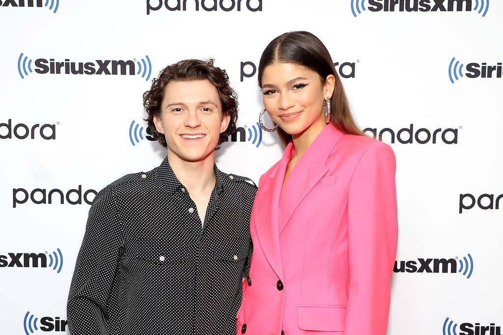 photo of zendaya and tom holland smiling