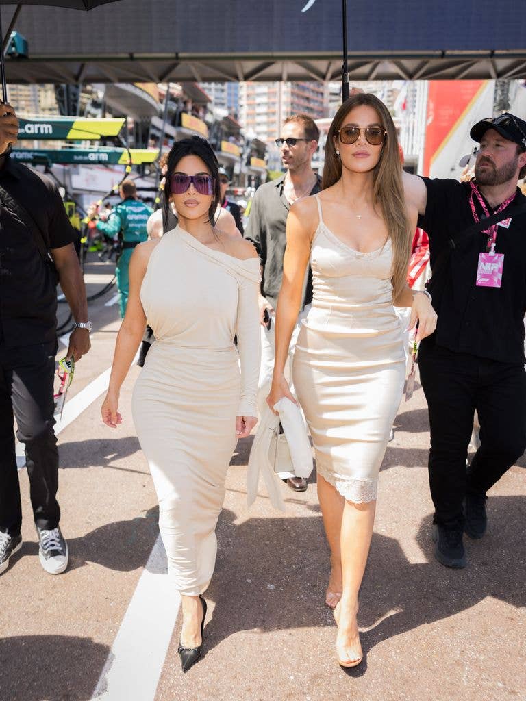 Kim and sister Khloe in coordinating outfits
