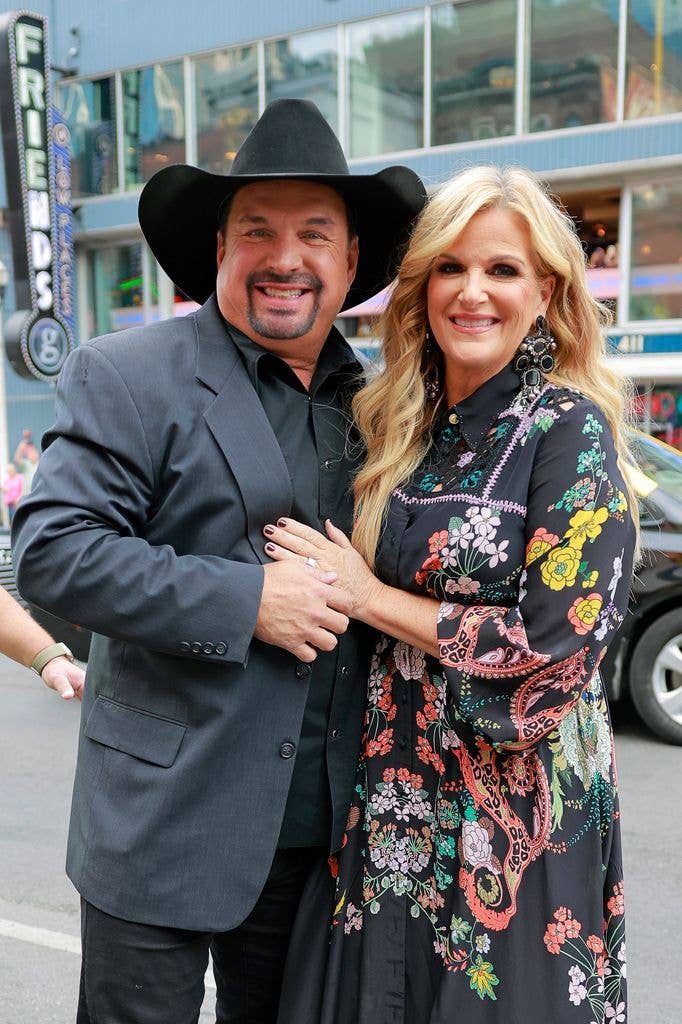 Garth and Trisha very much still in love