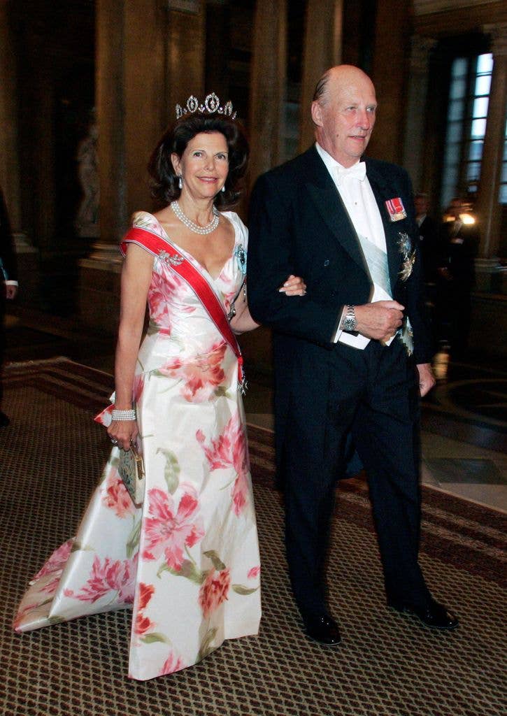 Queen Silvia and King Harald V arrived for the gala dinner at Stockholm Palace in 2005