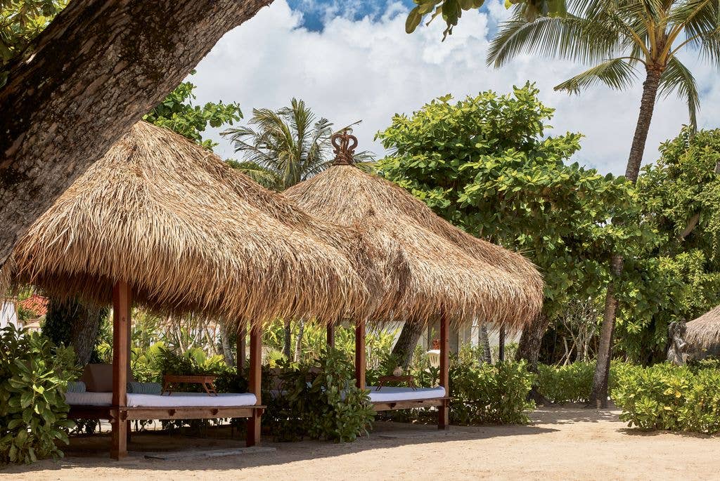 Enjoy lazy days right on the beach