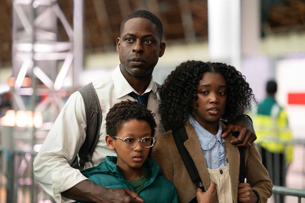 PERCY DAGGS IV, STERLING K. BROWN, ALIYAH MASTIN IN A STILL FROM PARADISE
