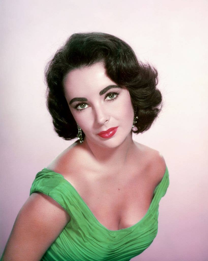 British-born American actress Elizabeth Taylor (1932 - 2011), circa 1955.