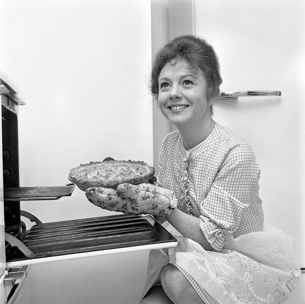 Actress Betty Lynn at home, dated 1962.