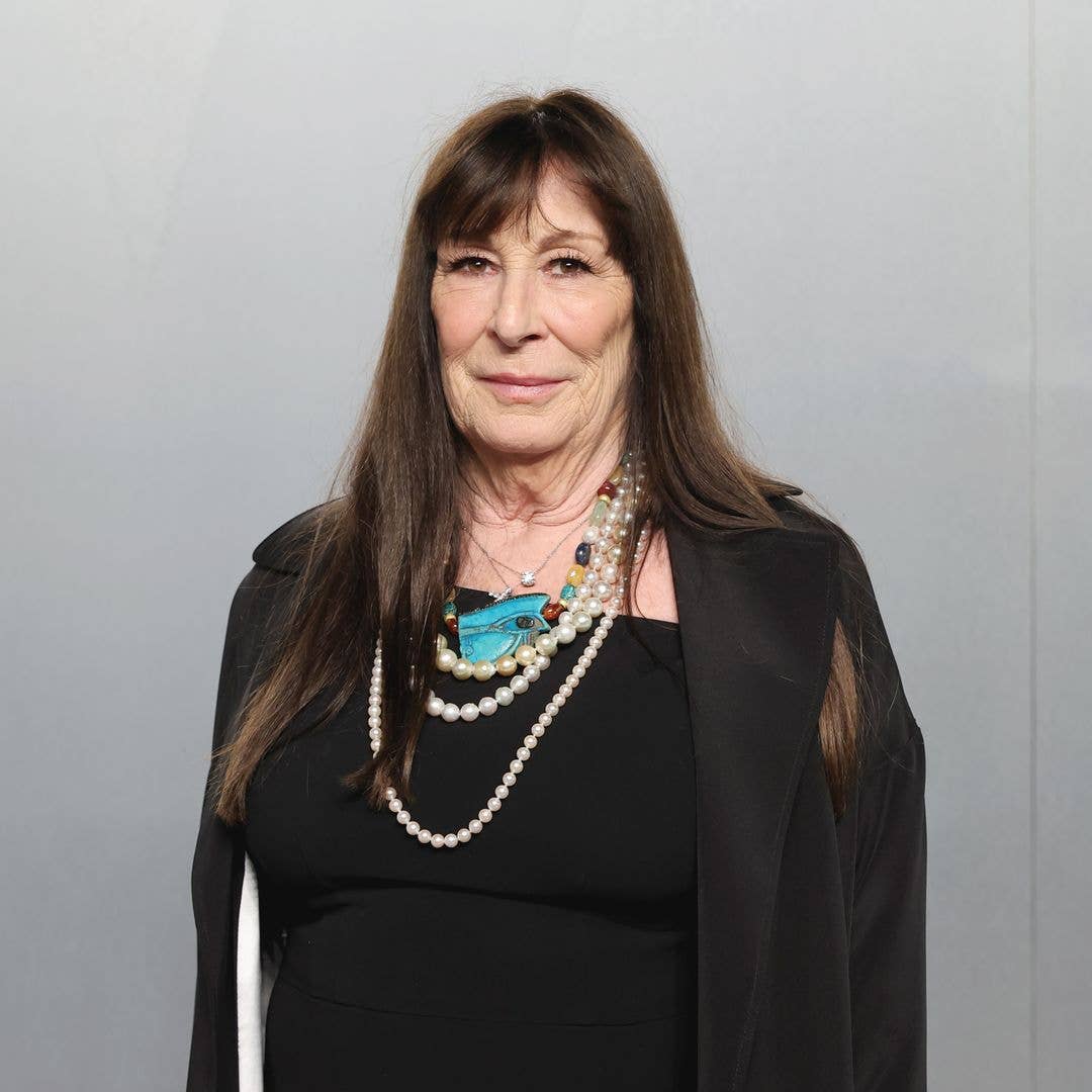 Anjelica Huston attends the 2026 Vanity Fair Oscar Party Hosted By Mark Guiducci at Los Angeles County Museum of Art on March 15, 2026 in Los Angeles, California.
