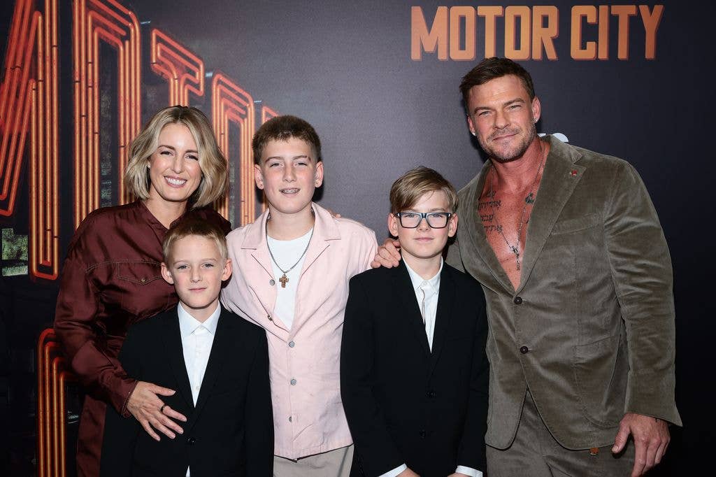 alan ritchson family