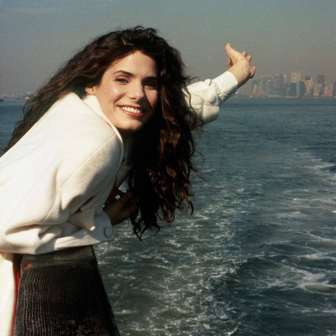 WORKING GIRL -- Season 1 -- Pictured: Sandra Bullock as Tess McGill