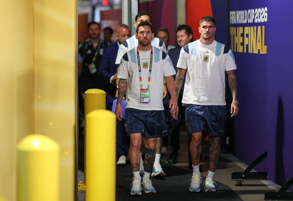 Lionel Messi #10 and Rodrigo De Paul #7 of Argentina arrive at the stadium before the FIFA World Cup 2026 Final match between Spain and Argentina at New York New Jersey Stadium on July 19, 2026 in East Rutherford, New Jersey