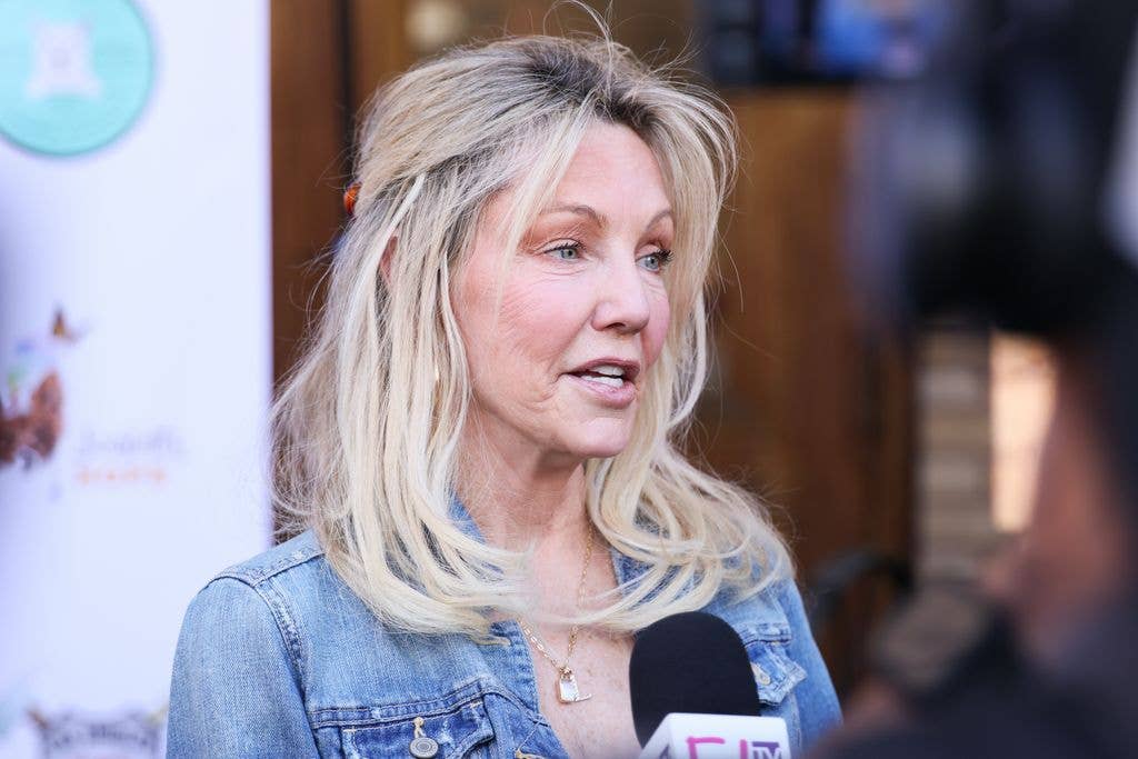 heather locklear microphone