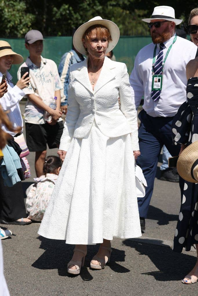 Celia Imrie