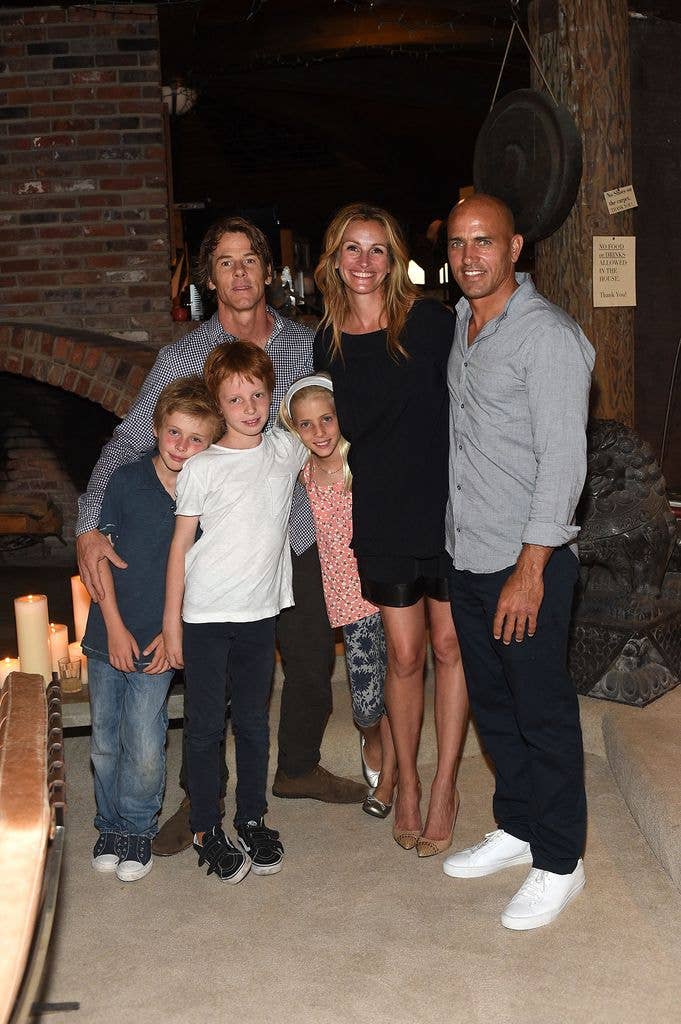 Daniel Moder, Julia Roberts, Phinnaeus Moder, Henry Daniel Moder and Hazel Moder in 2015