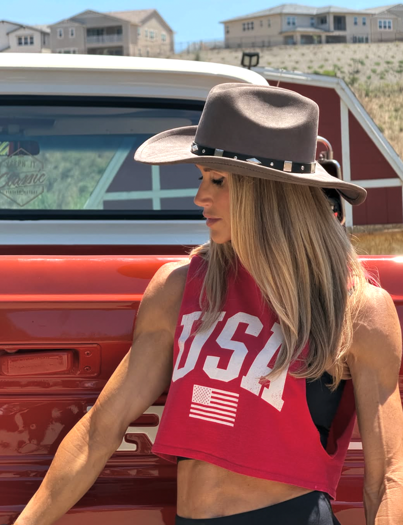 Fans could not believe how muscly Lara is!