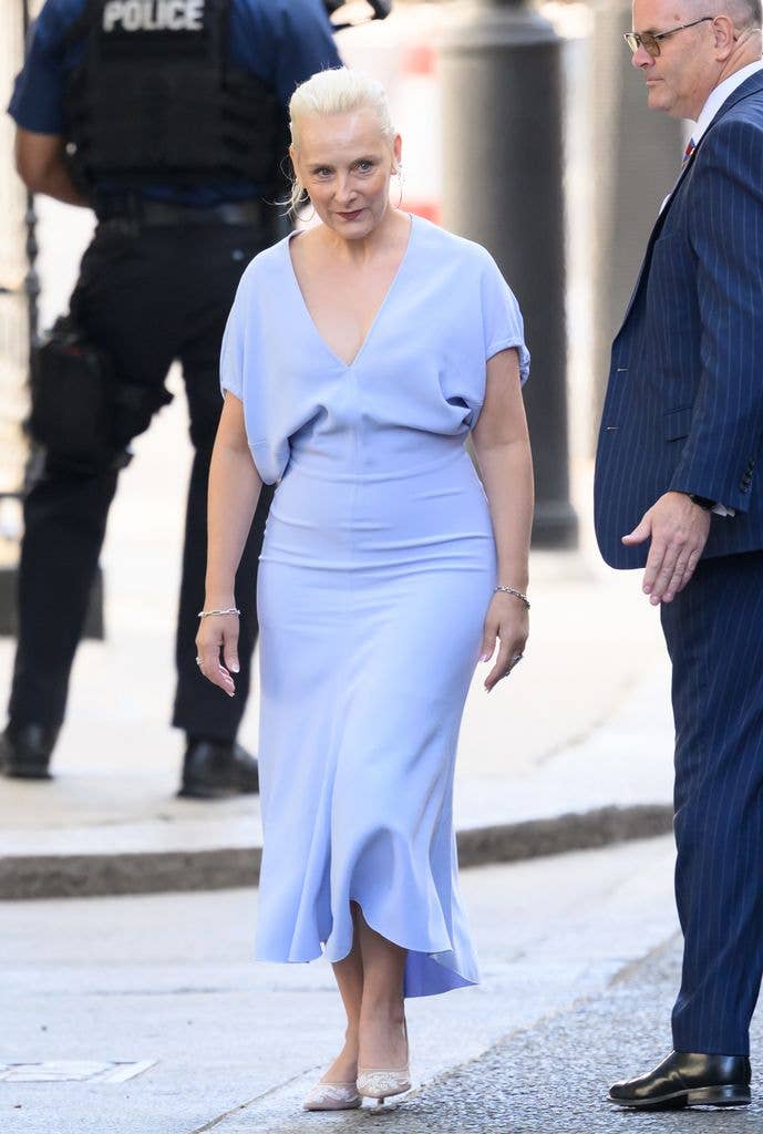 Marie looked stunning in a Victoria Beckham dress