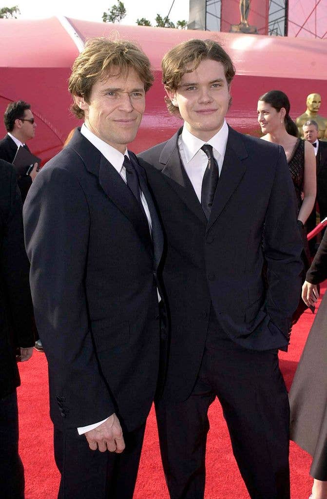 Actor Willem Dafoe poses with his son Jack as they arrive at the Shrine Auditorium during the 73rd Academy Awards in Los Angeles, California, 25 March, 2001