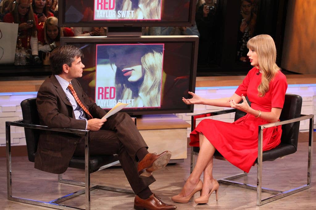 Tylor and George Stephanopoulos on the set of 'Good Morning America'