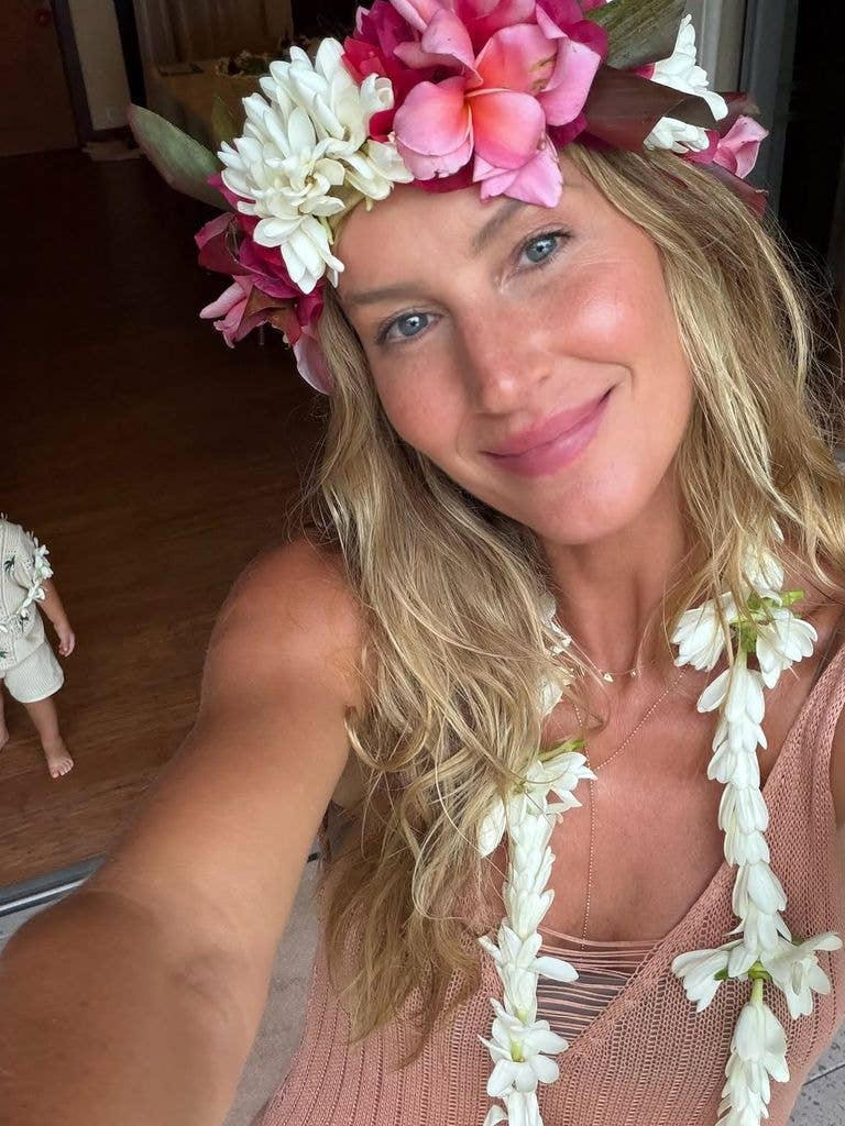 Gisele looked serene on her dreamy family holiday