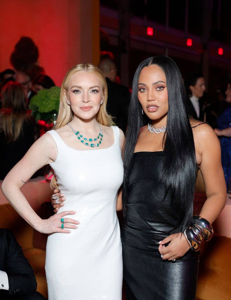 Lindsay Lohan and Ayesha Curry attend the 2025 Vanity Fair Oscar Party Hosted By Radhika Jones at Wallis Annenberg Center for the Performing Arts on March 02, 2025 in Beverly Hills, California. (Photo by Stefanie Keenan/VF25/WireImage for Vanity Fair)