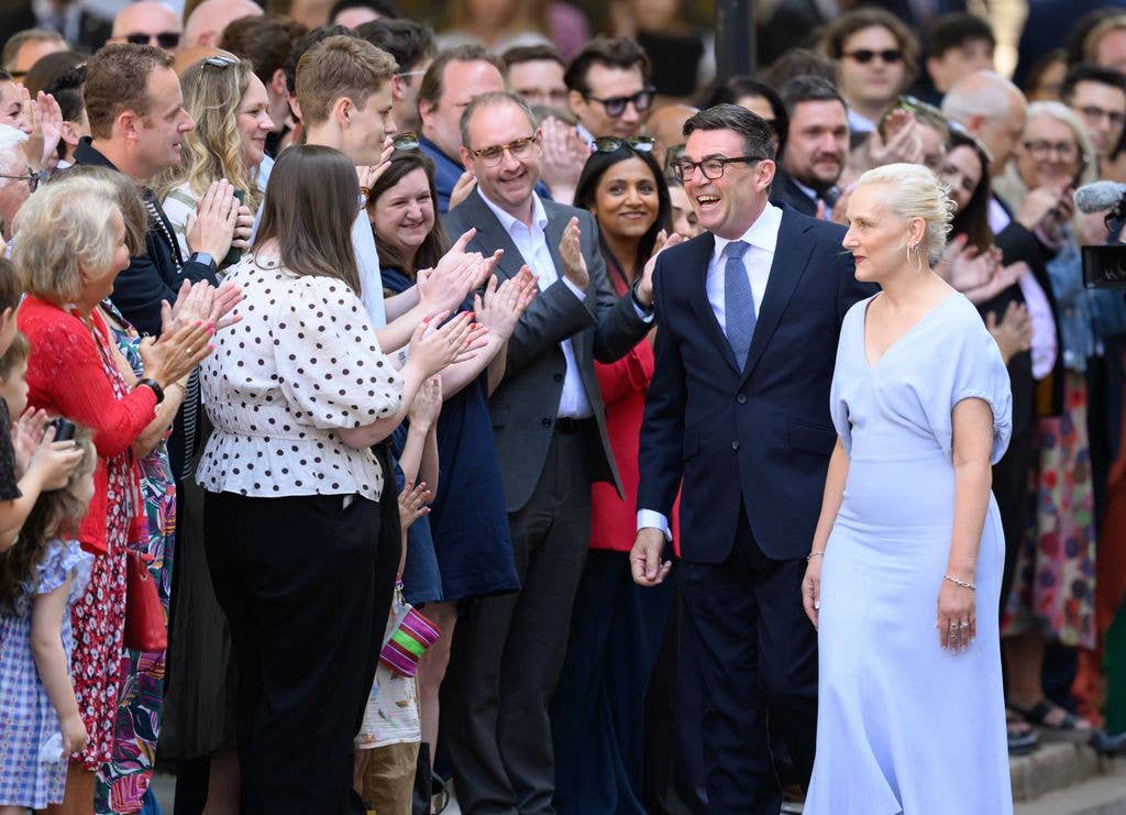 Marie swept her platinum locks back into a slicked upddo