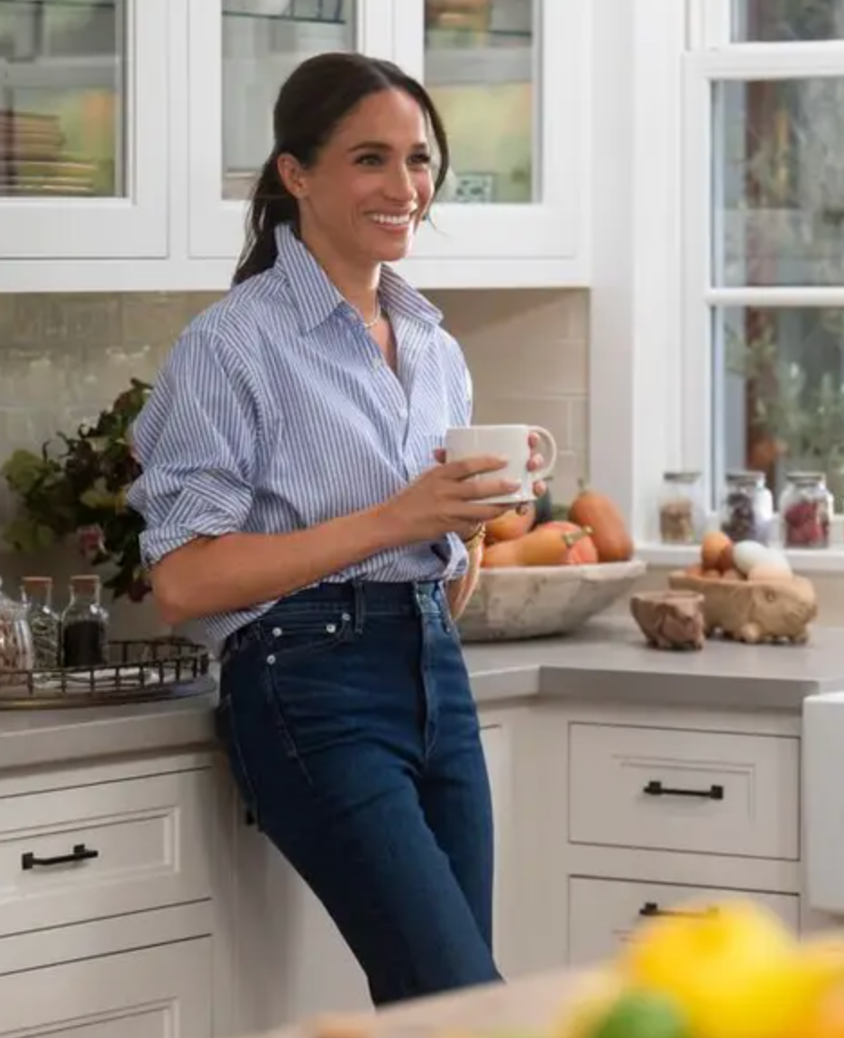 Meghan showcased the outfit formula in her Netflix series