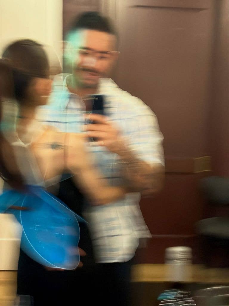ariana grande ricky alvarez blurry photo