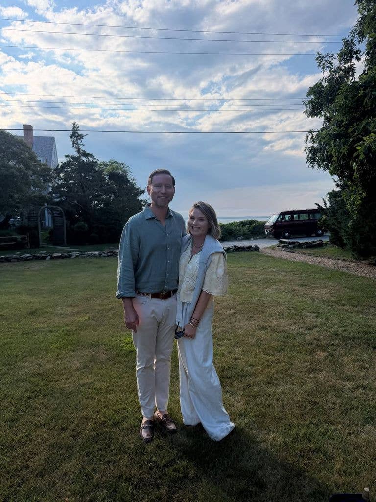 photo of jenna bush hager and henry hager