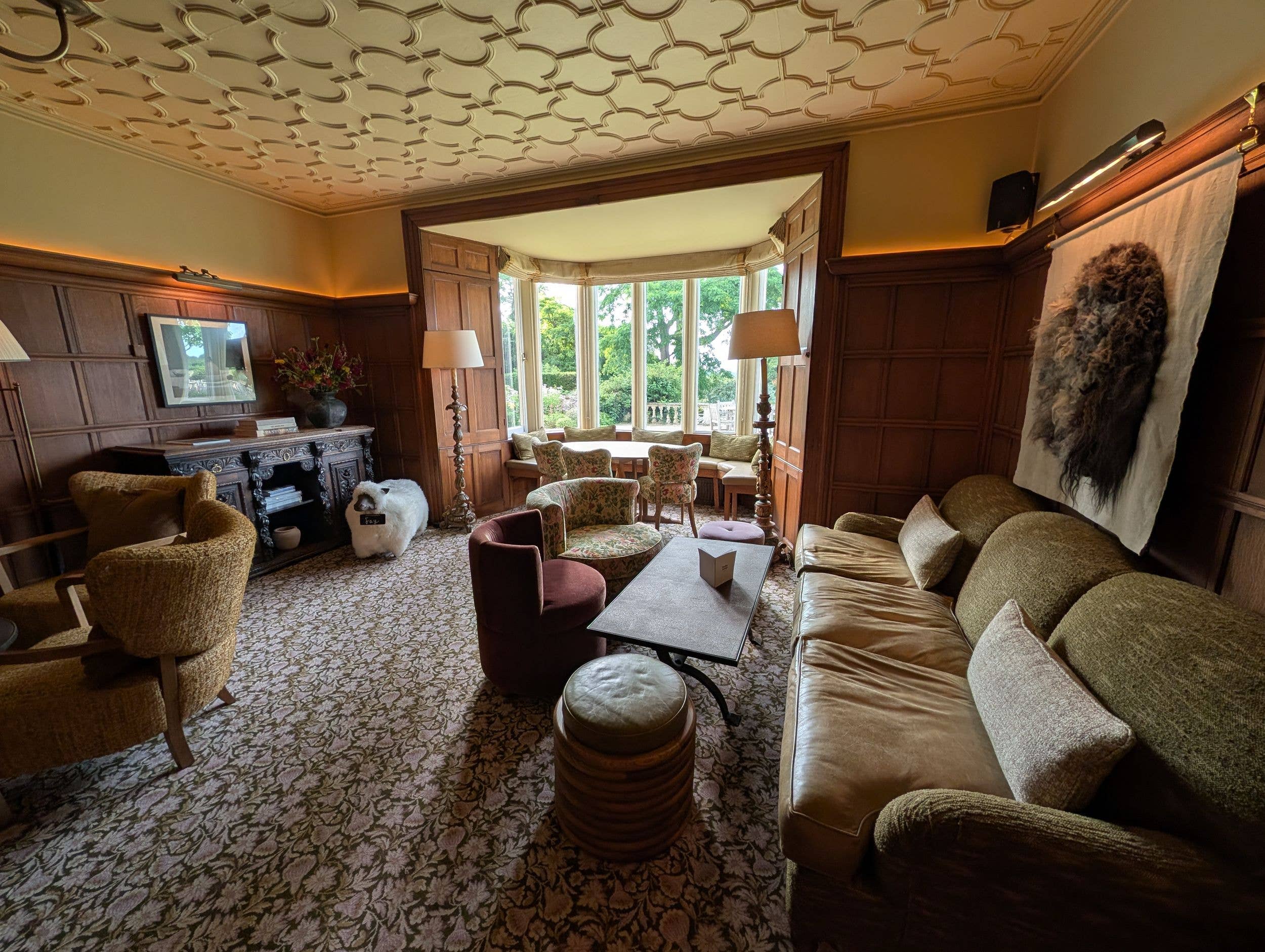 While echoes of the estate’s history are notable, with flagstone and timber flooring, hidden corners and wood panelling, there’s also plenty of the contemporary mixed in.