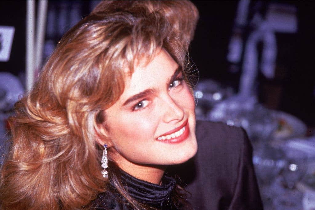 Headshot of American actor Brooke Shields smiling at the American Film Institute Gala, Washington, D.C., 1989.