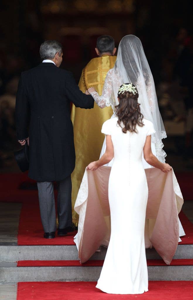 Catherine Middleton with the father Michael Middleton and Maid of Honour Pippa Middleton arriving to her royal wedding