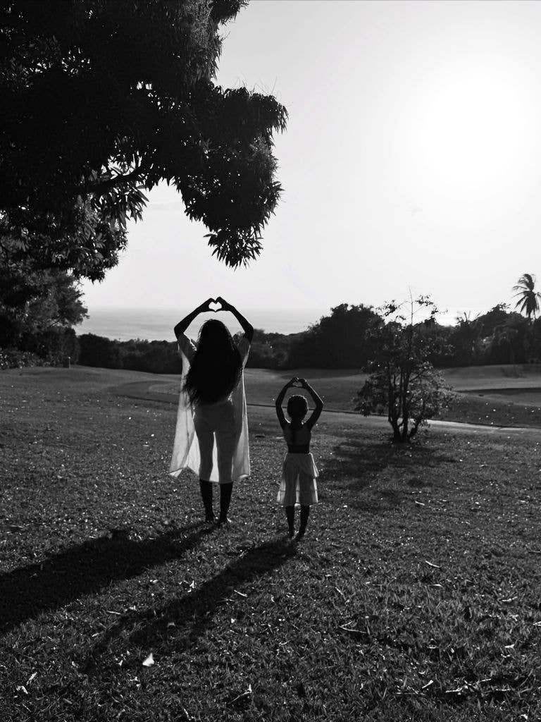 jodie turner-smith daughter juno heart hands