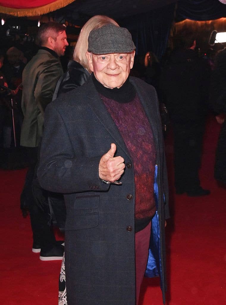 David Jason gives the press a thumbs up on the red carpet