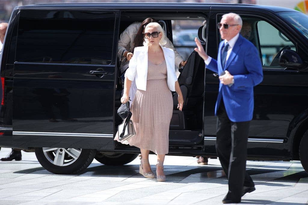 Marie-France looked fabulous in her stylish look