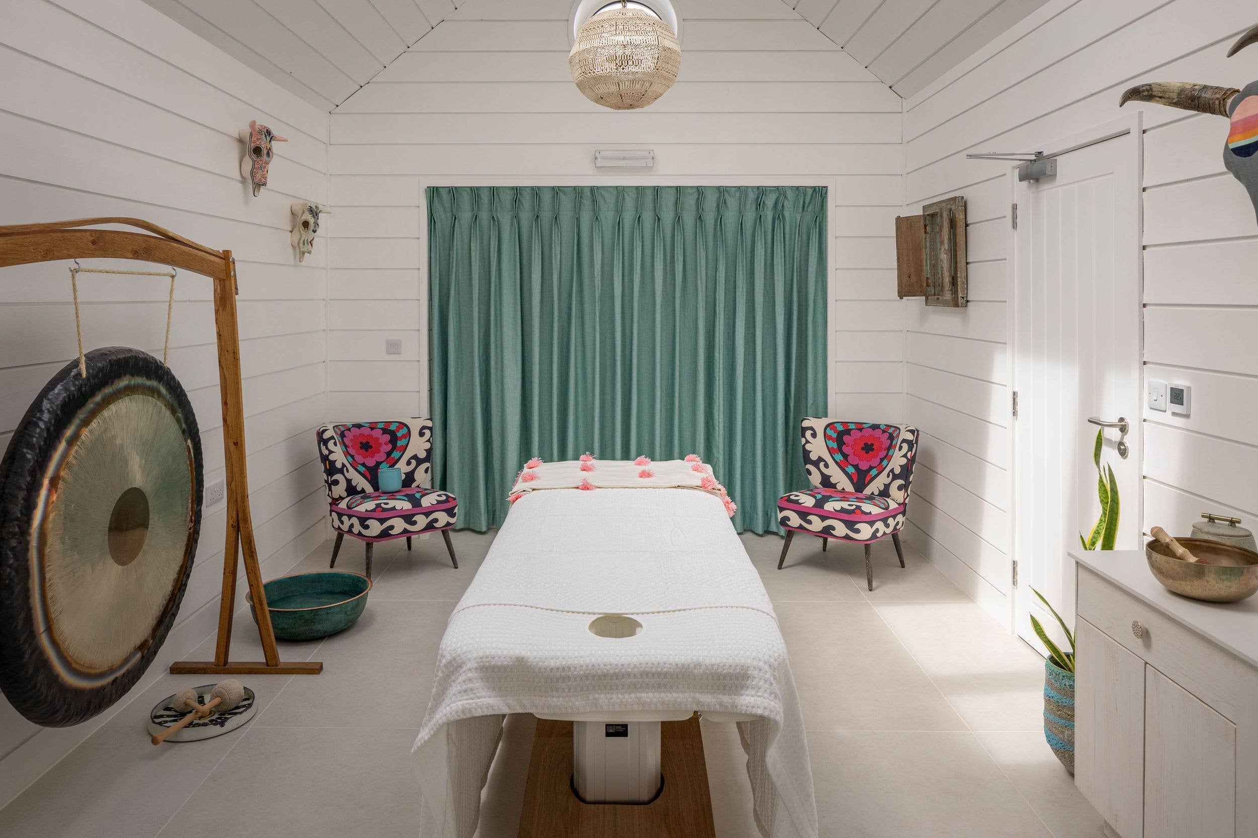 The treatment room at Three Mile Beach