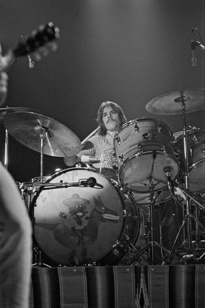 Drummer Frank Beard from American rock group ZZ Top performs live on stage in Waterbury, Connecticut during their Texas World Tour on 29th September 1975. (Photo by Fin Costello/Redferns)
