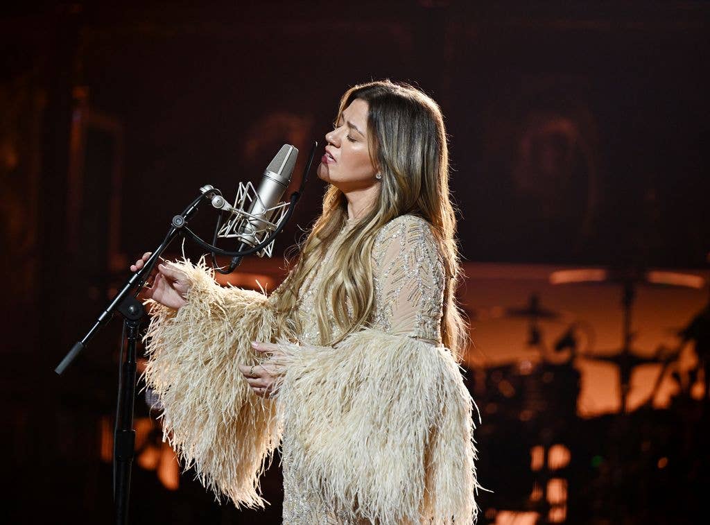 Kelly was performing as part of her Studio Sessions residency at Caesars Palace