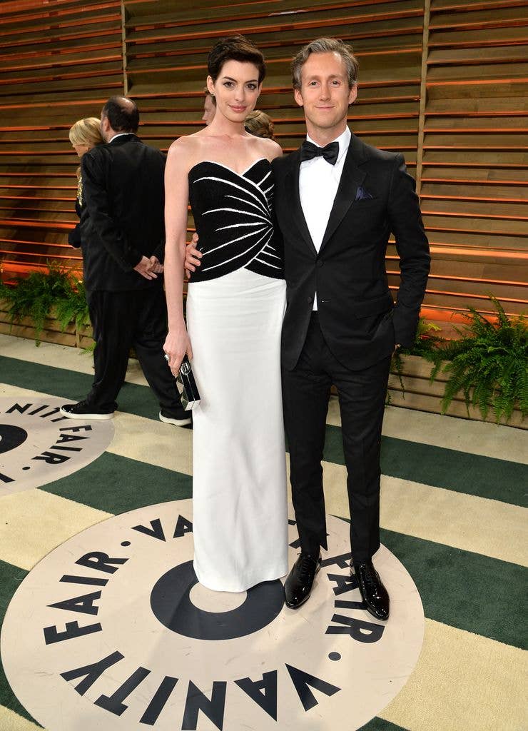 A photo of Anne Hathaway and Andy Schulman