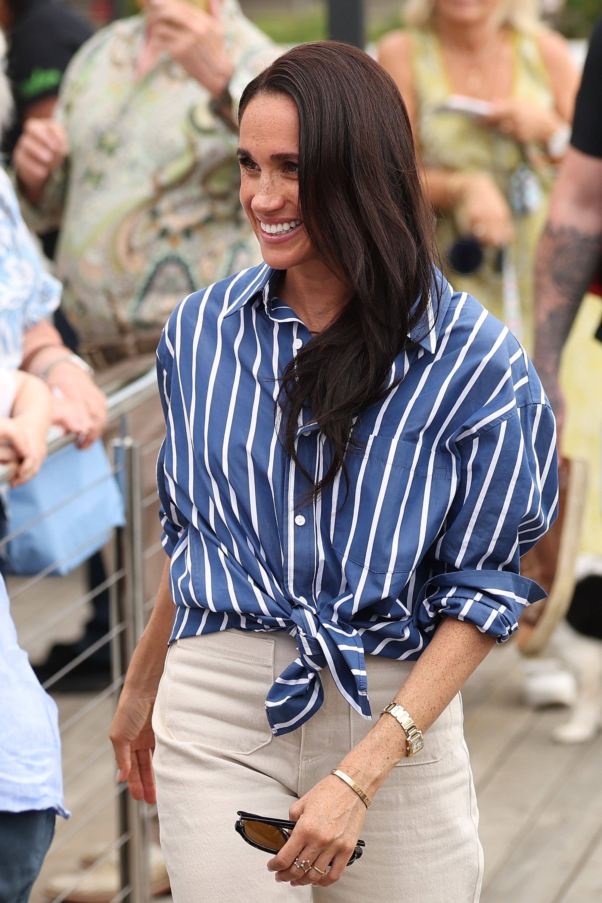 Meghan greets members of the public at the Cruising Yacht Club of Australia in Sydney