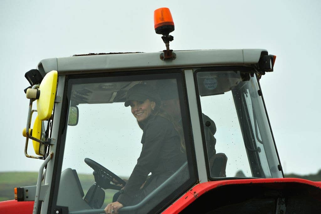 kate middleton in tractor