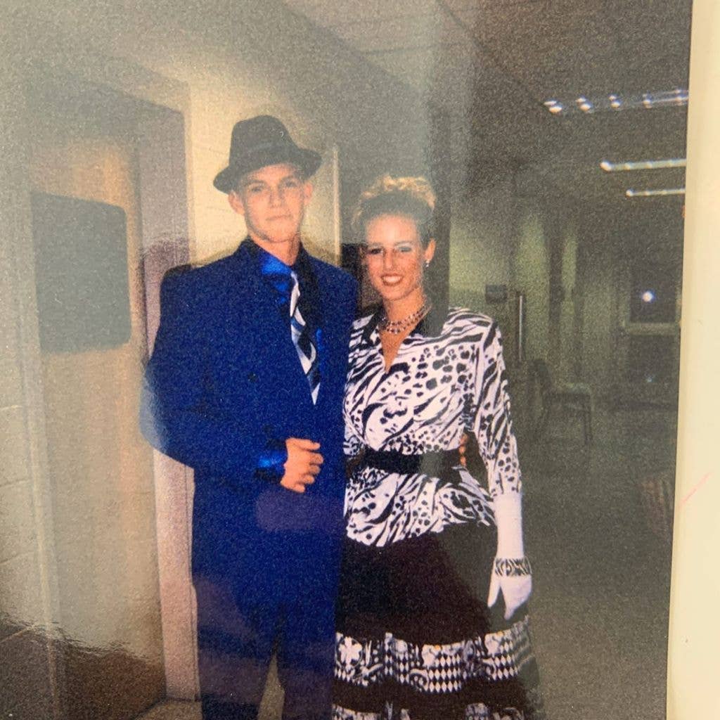 Alan Ritchson and Cat Ritchson in a school production of Guys and Dolls