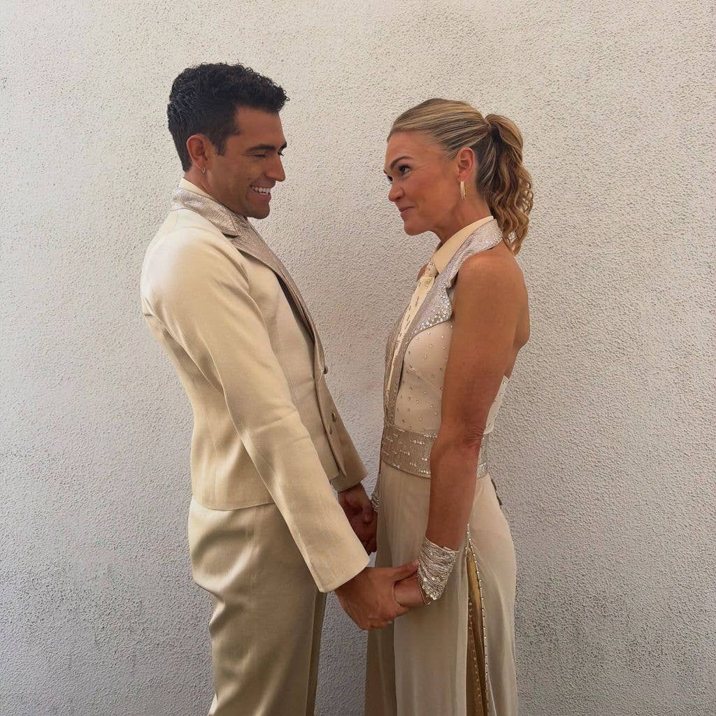 julia stiles dwts