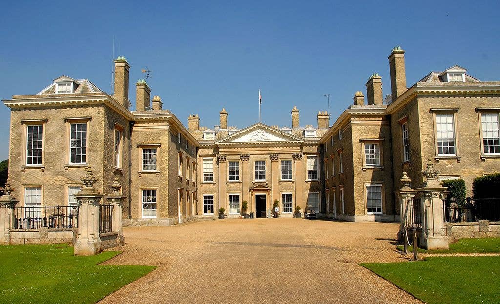 He spent part of his childhood growing up at Althorp, the Spencer family seat where Princess Diana spent her childhood
