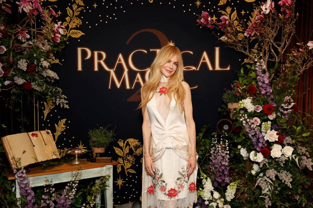 Nicole poses during a special screening of "Practical Magic 2" in Sydney, Australia. 