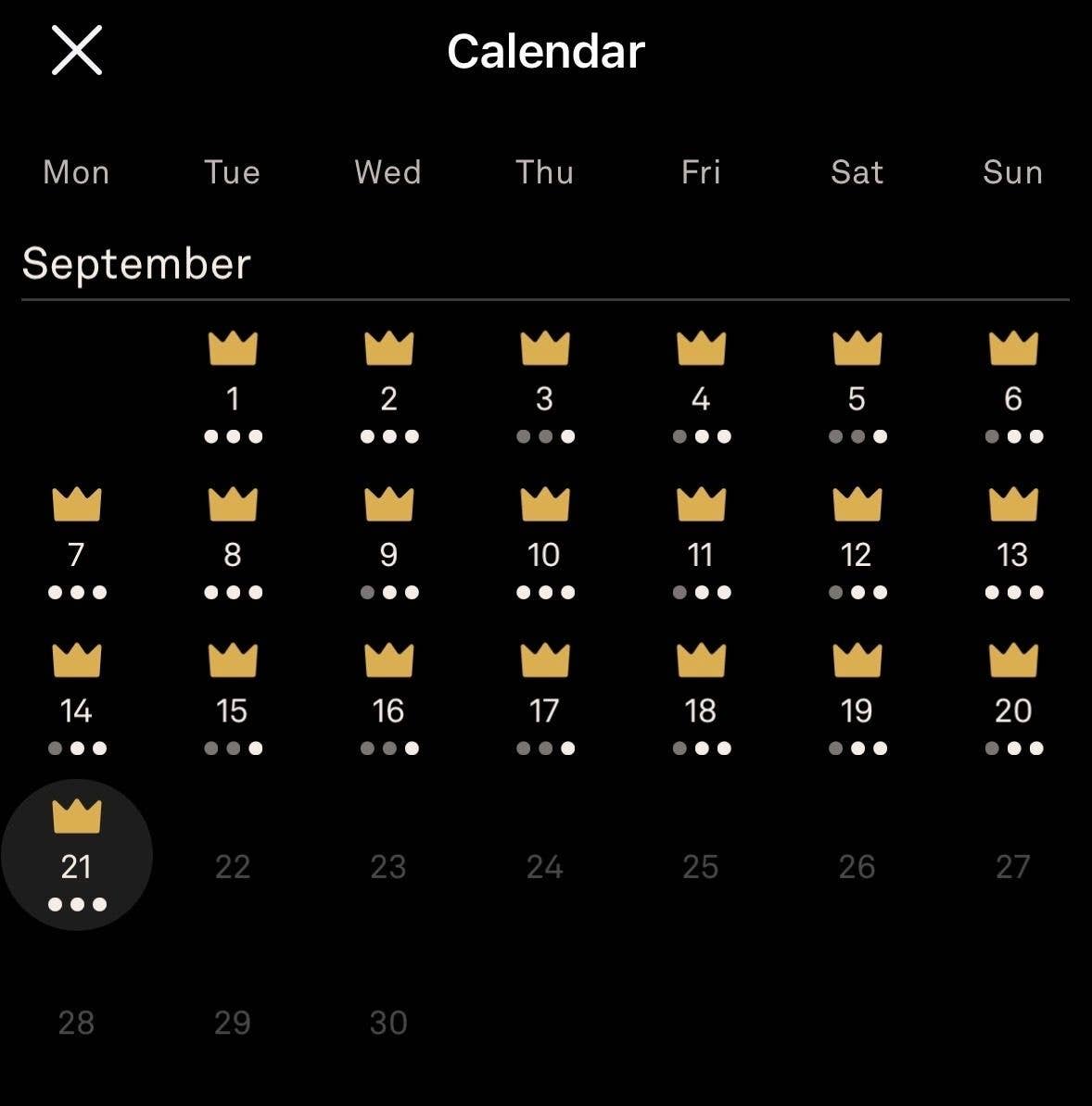 screenshot of oura calendar with crowns