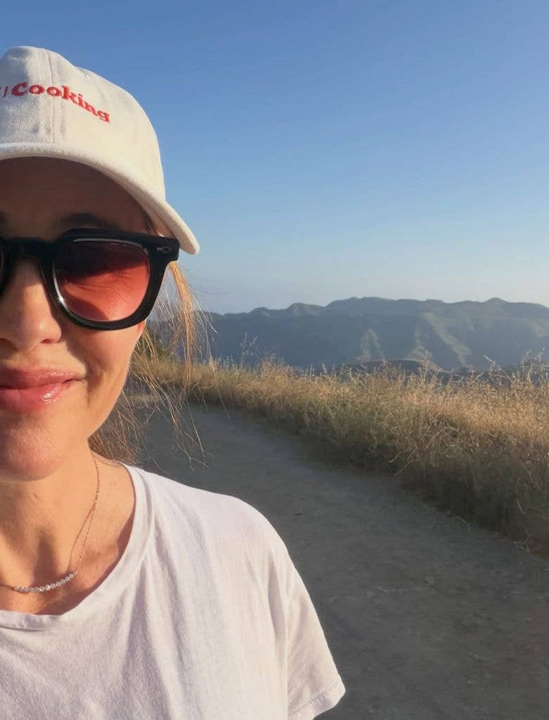 jennifer garner hiking