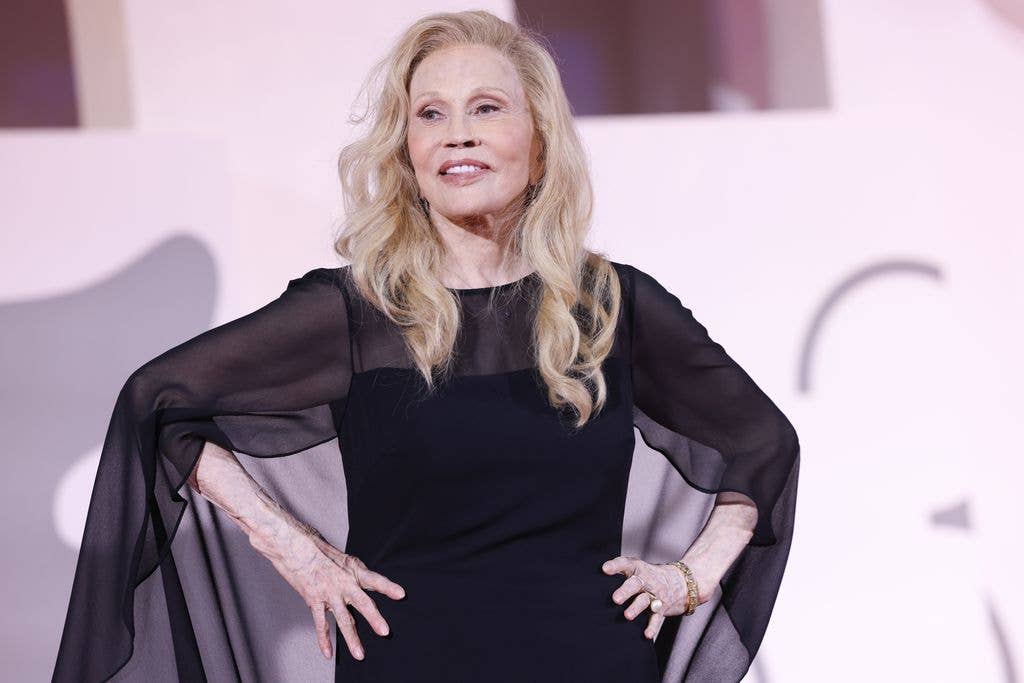 Faye Dunaway attends the "Oasis: Don't Look Back in Anger" Screening during the 83rd Venice International Film Festival at Sala Grande on September 05, 2026 in Venice, Italy. (Photo by Stefania D'Alessandro/WireImage)