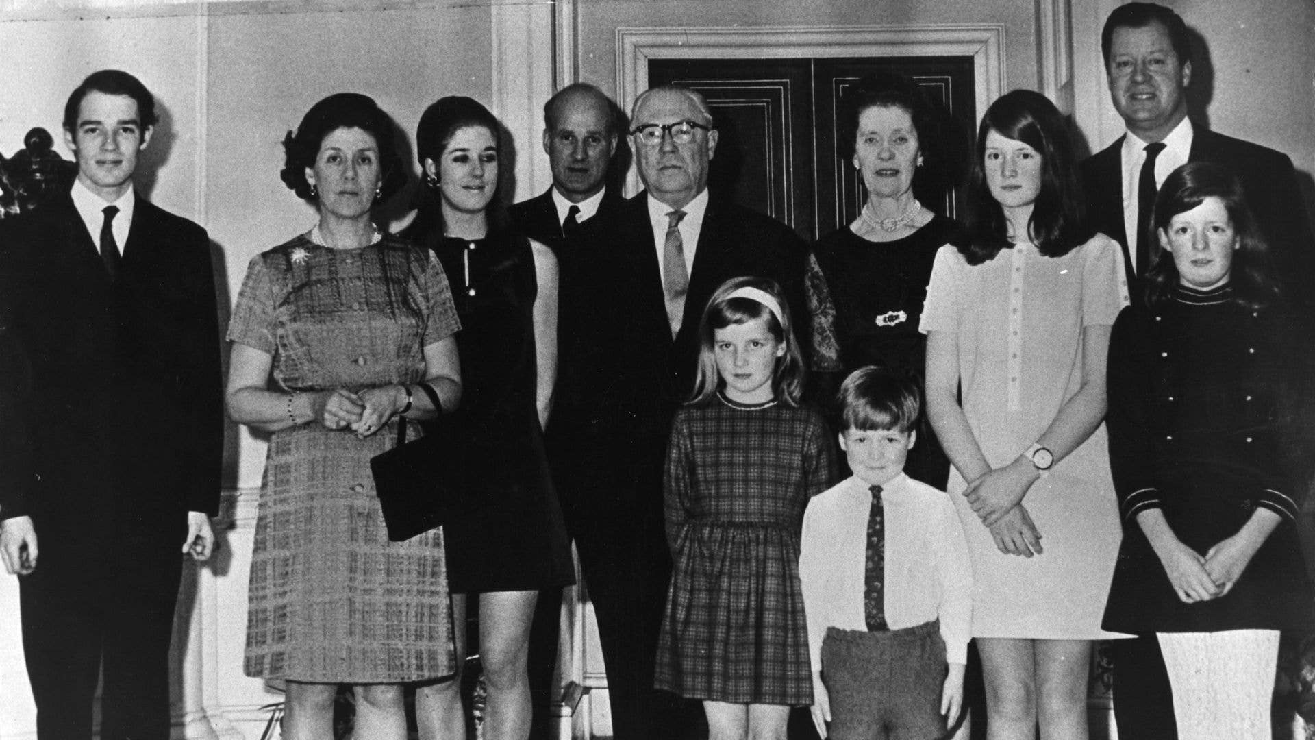 Family photo of Richard Wake-Walker, Lady Anne Wake-Walker, Elizabeth Wake-Walker, Christopher Wake-Walker, Earl Spencer, Countess Spencer, Lady Sarah Spencer, Viscount Althrop, Lady Jane Spencer.  Lady Diana Spencer and Charles Spencer