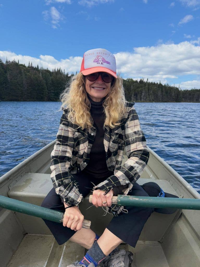 kyra sedgwick on the lake