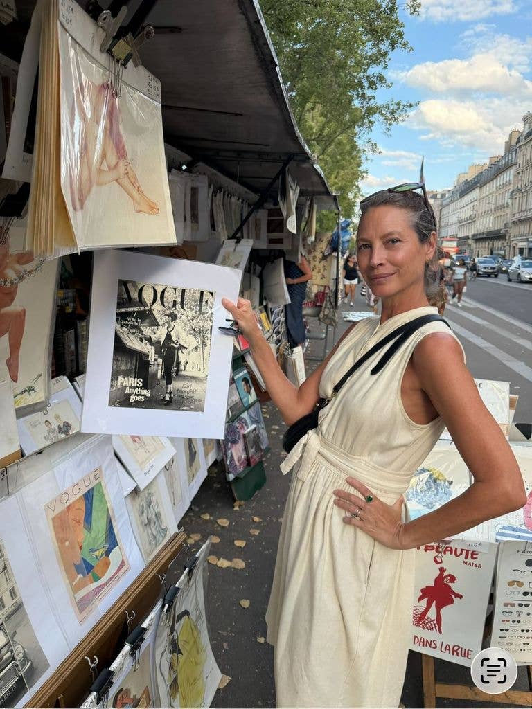The model loves to go makeup-free on the regular