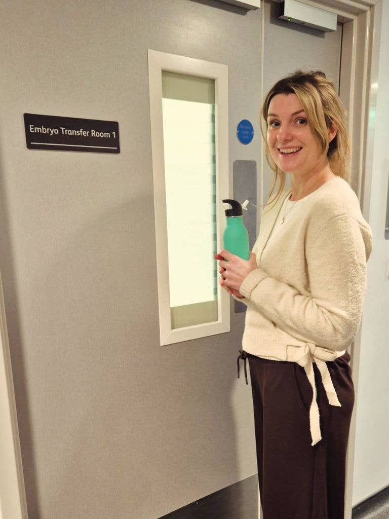 Anna shared photographs of herself undergoing treatment in hospital